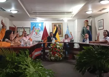 autoridades de la Cámara Municipal de Naguanagua