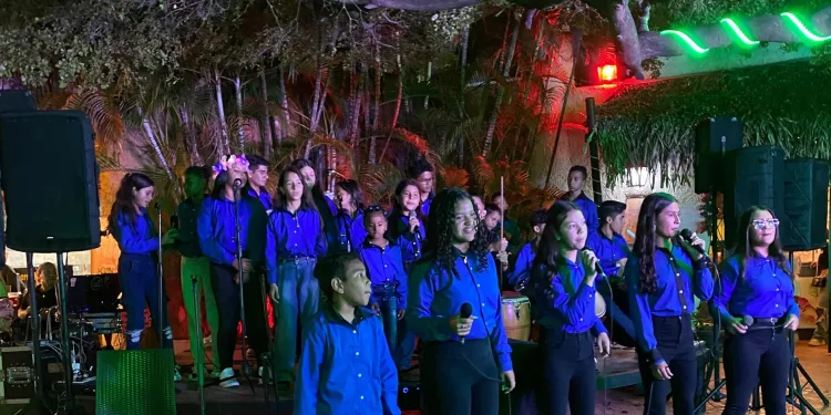 GAITA Y SABOR: LA NAVIDAD 2025 LLEGA A PARQUE DUNAS CON TALENTO ESCOLAR.